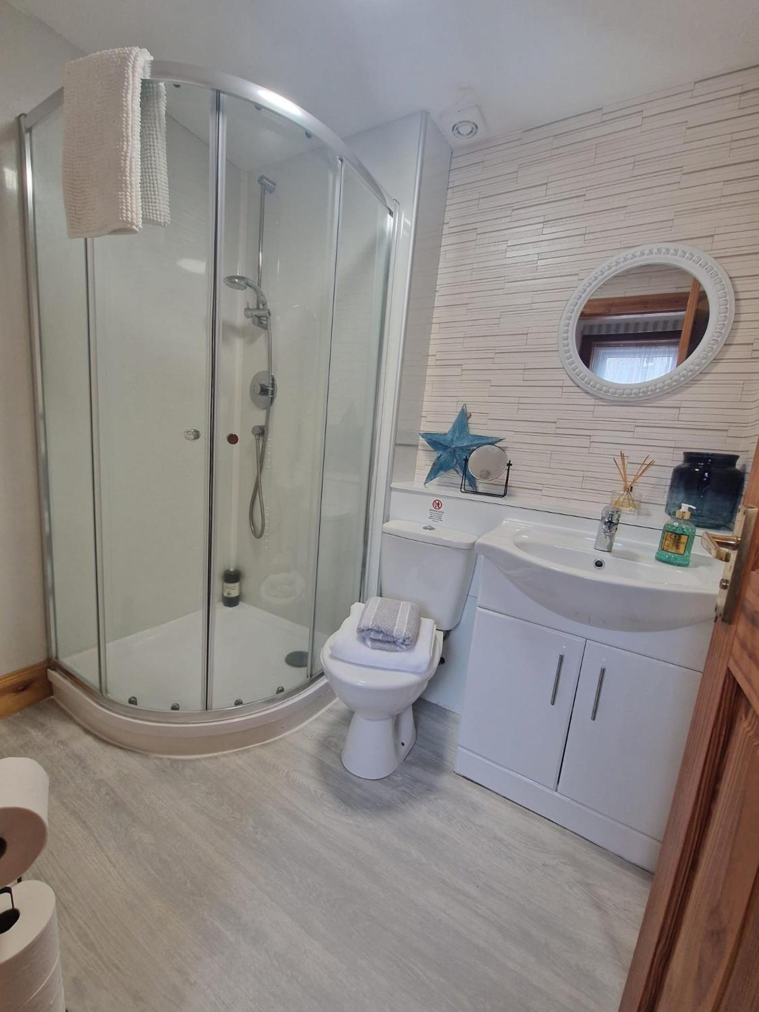 ת'ורסו North Coast Property - Number 4 - The Beach House מראה חיצוני תמונה